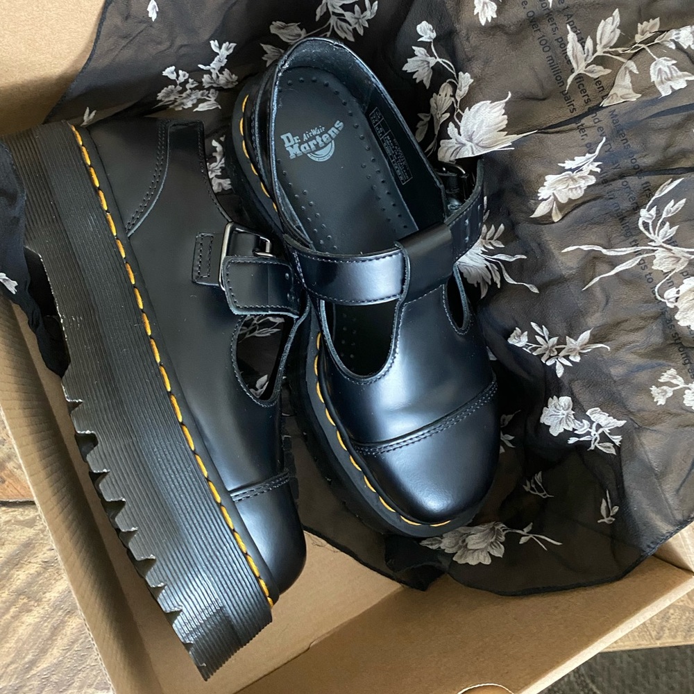 Doc martens Bethan size US 6